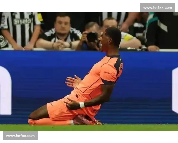 加泰媒曝内讧疑云:拉什福德批亚马尔言论,巴萨队友私下指责 加泰媒曝内讧疑云:拉什福德批亚马尔言论,巴萨队友私下指责